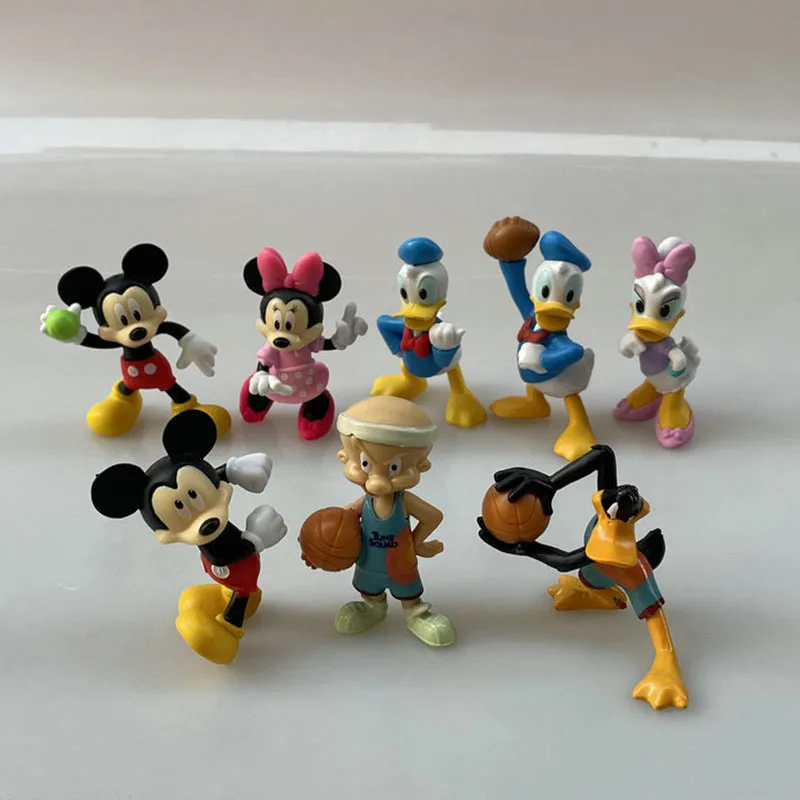 

Mickey Mouse Minnie Mouse Donald Duck Daisy Duck Cartoon Action Figure Model Desktop Ornament Toys Children Gifts