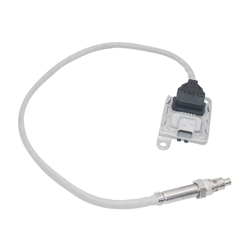 Car Nitrogen Nox Oxygen Sensor 5WK97339A For Benz Detroit Diesel A0101532328 0101532328