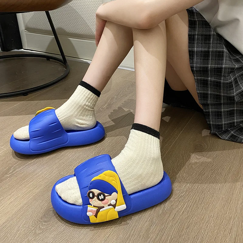 2023 New Summer Slippers Cute Dog Sticker Thick Sole Soft Women Sandals Bathroom Beach Indoor Outdoor Men Slides Cool