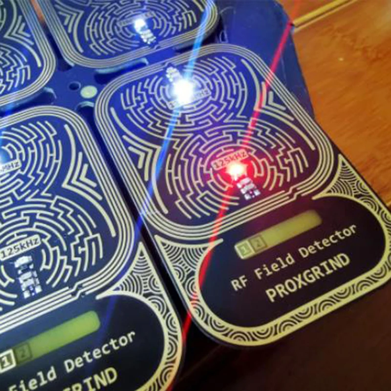 Proxgrind-Detector de campo RFID portátil, Frecuencia Dual, pequeño