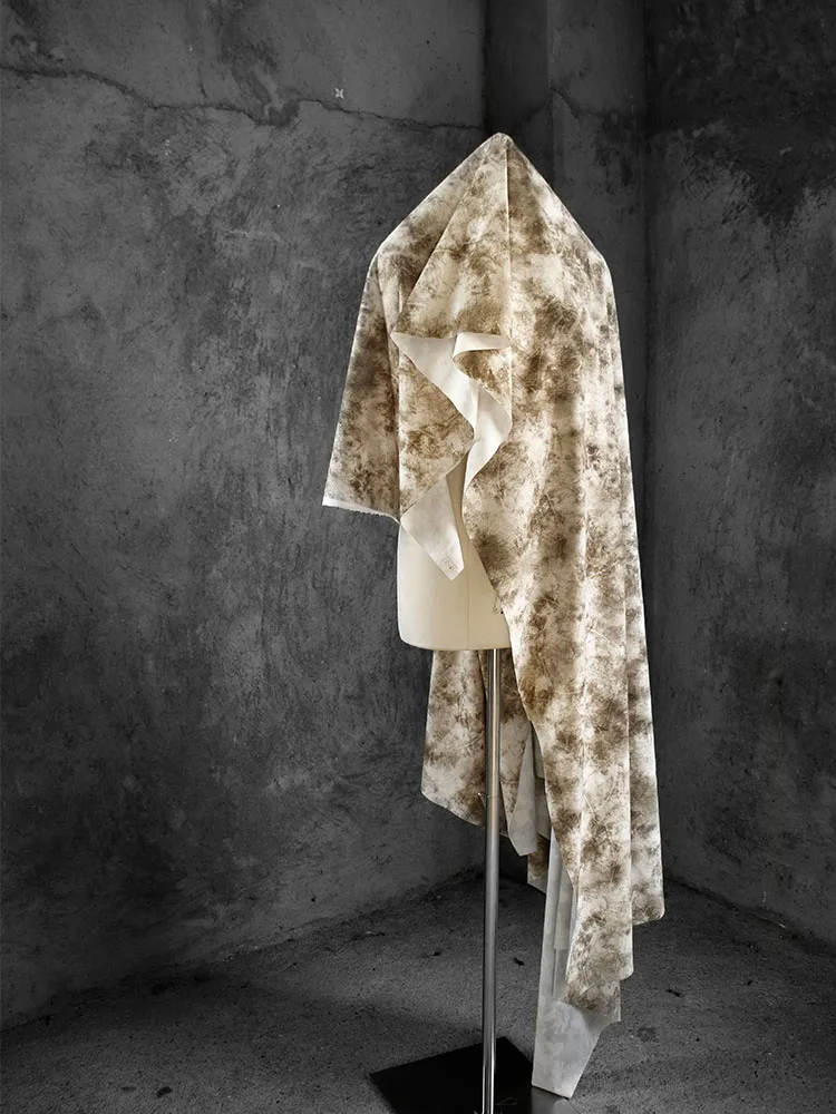 Нишевая Вельветовая ткань с тиснением в виде растений бежевая и абрикосовая