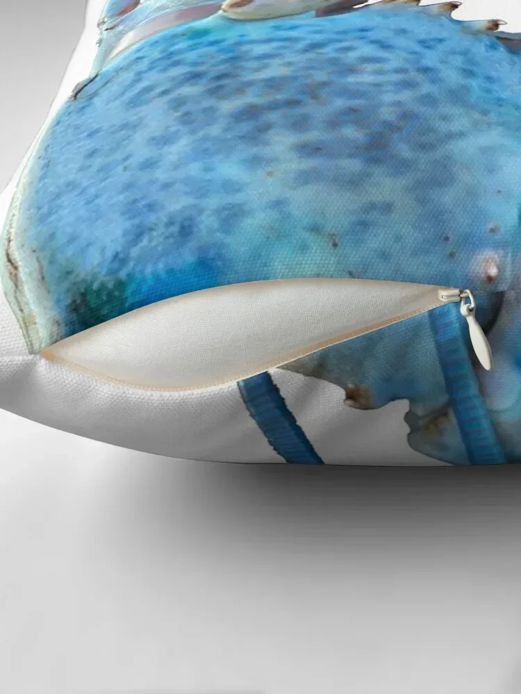 Синяя декоративная подушка в виде лобстера