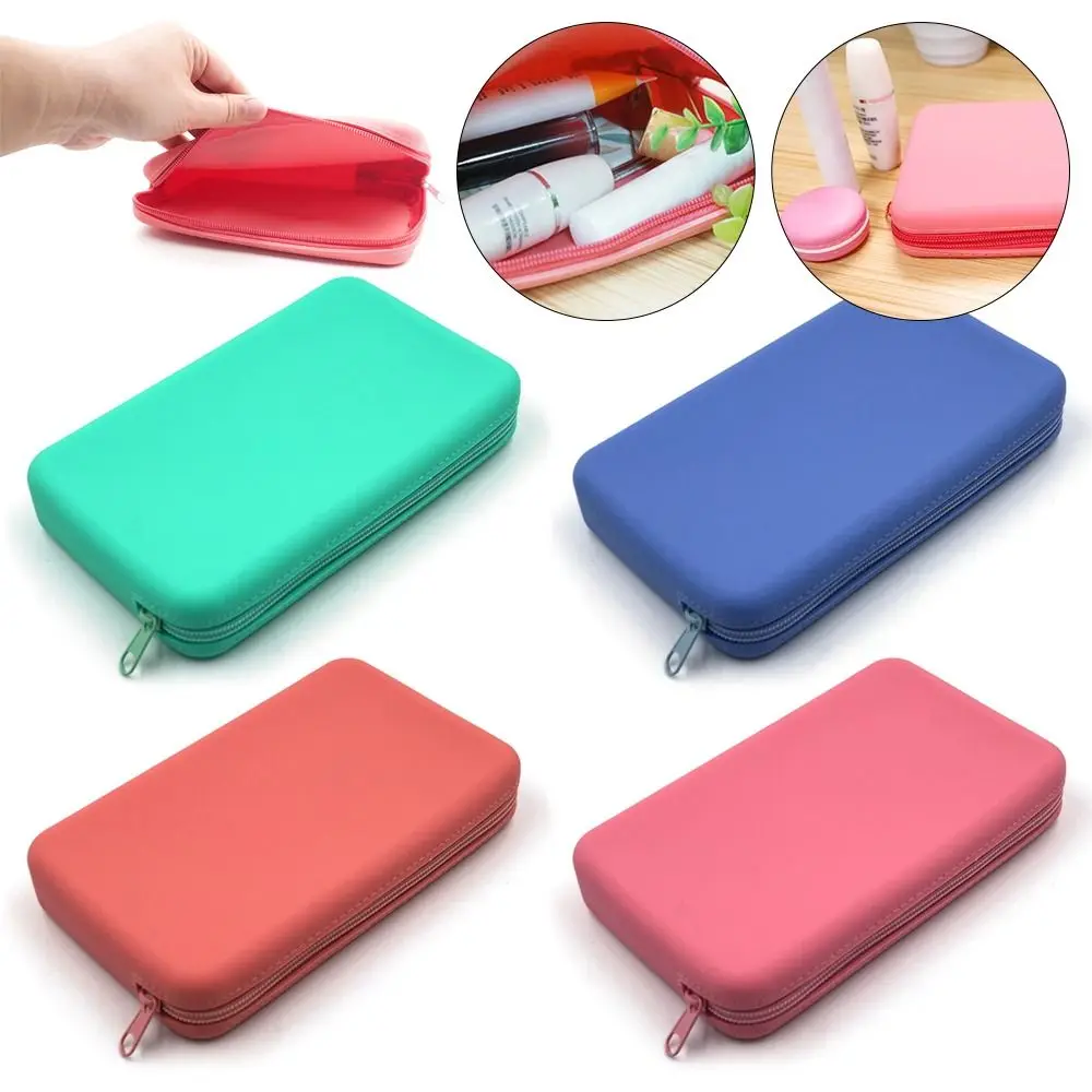 

Портативная квадратная дорожная косметичка