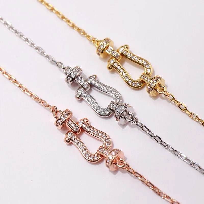 

Fashion Bracelet Jewelry Personality Design Exquisite Simple Hot Sale Letter Simple 8-shaped Bracelet