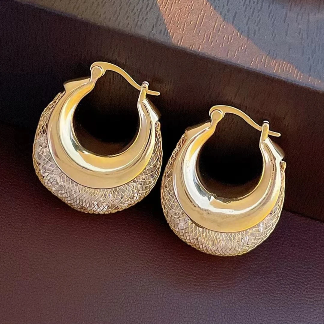 

Korean Fashion Earrings Golden Crystal U-shaped Designer Accessories Mature Charm Elegant Temperament women's Jewelry Wholesale