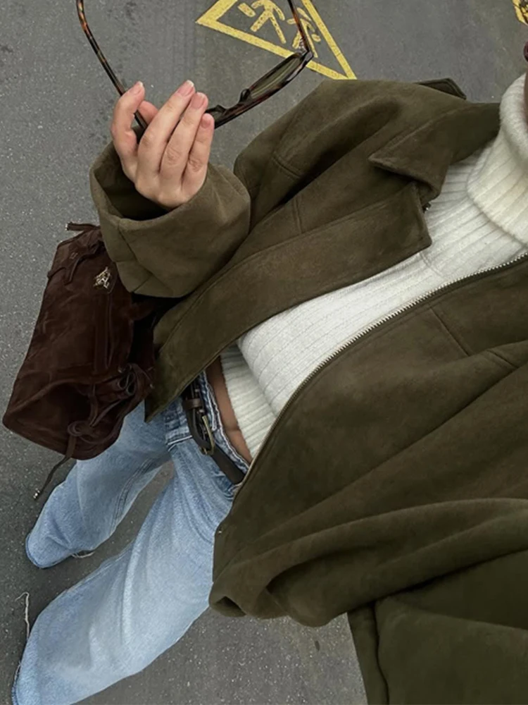 Базовые однотонные замшевые женские короткие пальто на молнии с лацканами