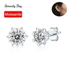 Серьга-гвоздик с мусанитом из серебра 0,5 пробы в виде снежинки