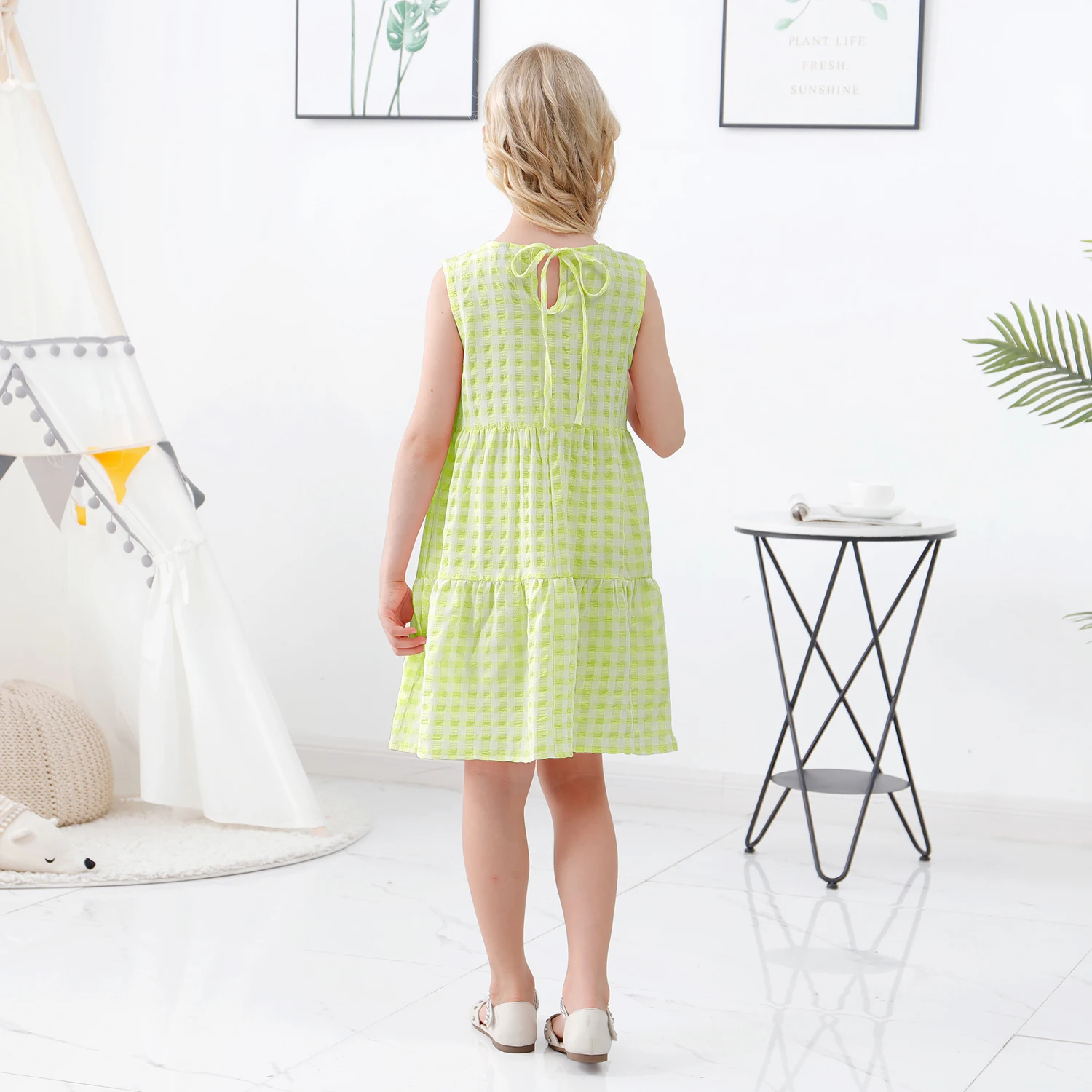 Клетчатое платье для маленьких девочек с рукавами-фонариками весенне-летние