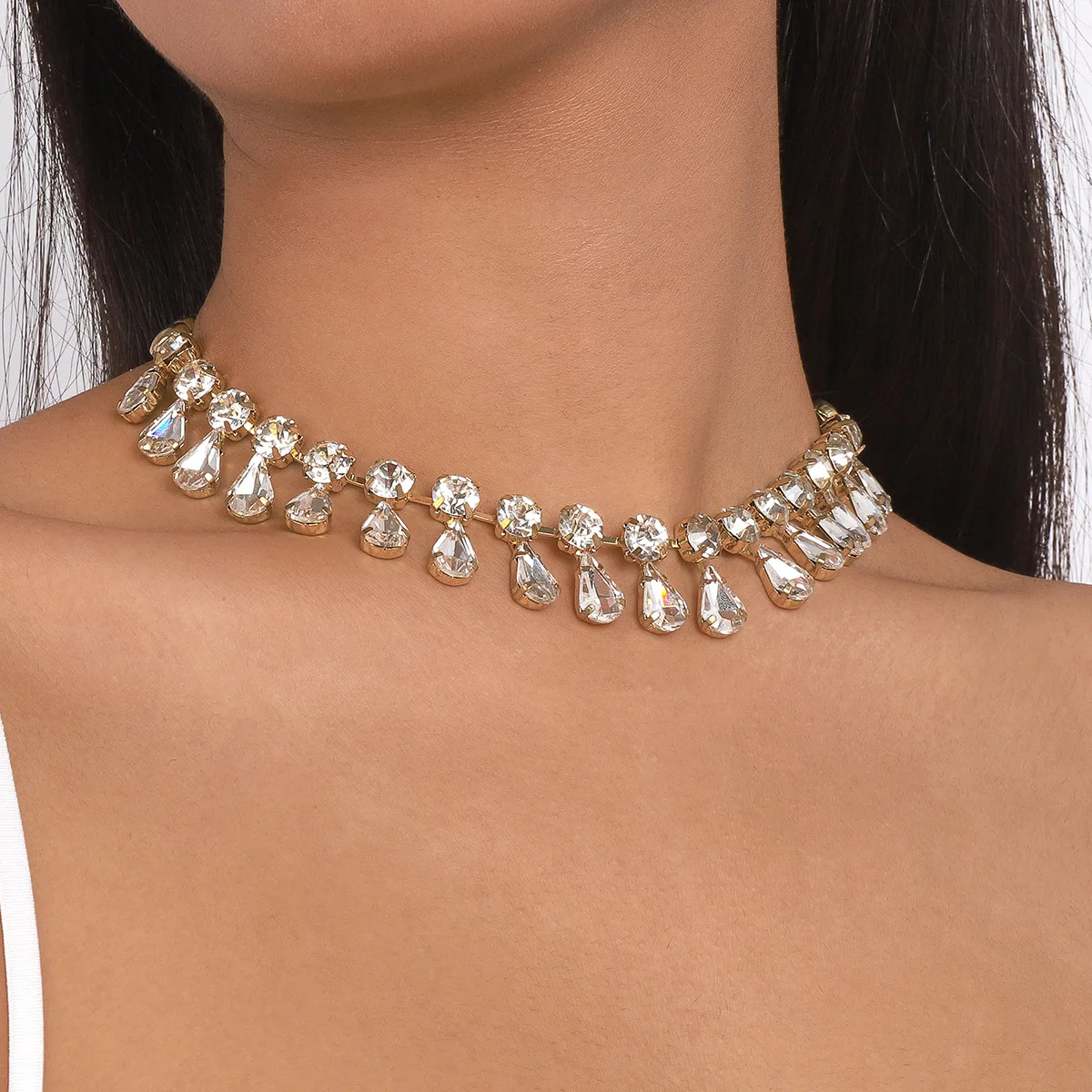 

Женское Ожерелье-чокер с подвеской в виде капли воды