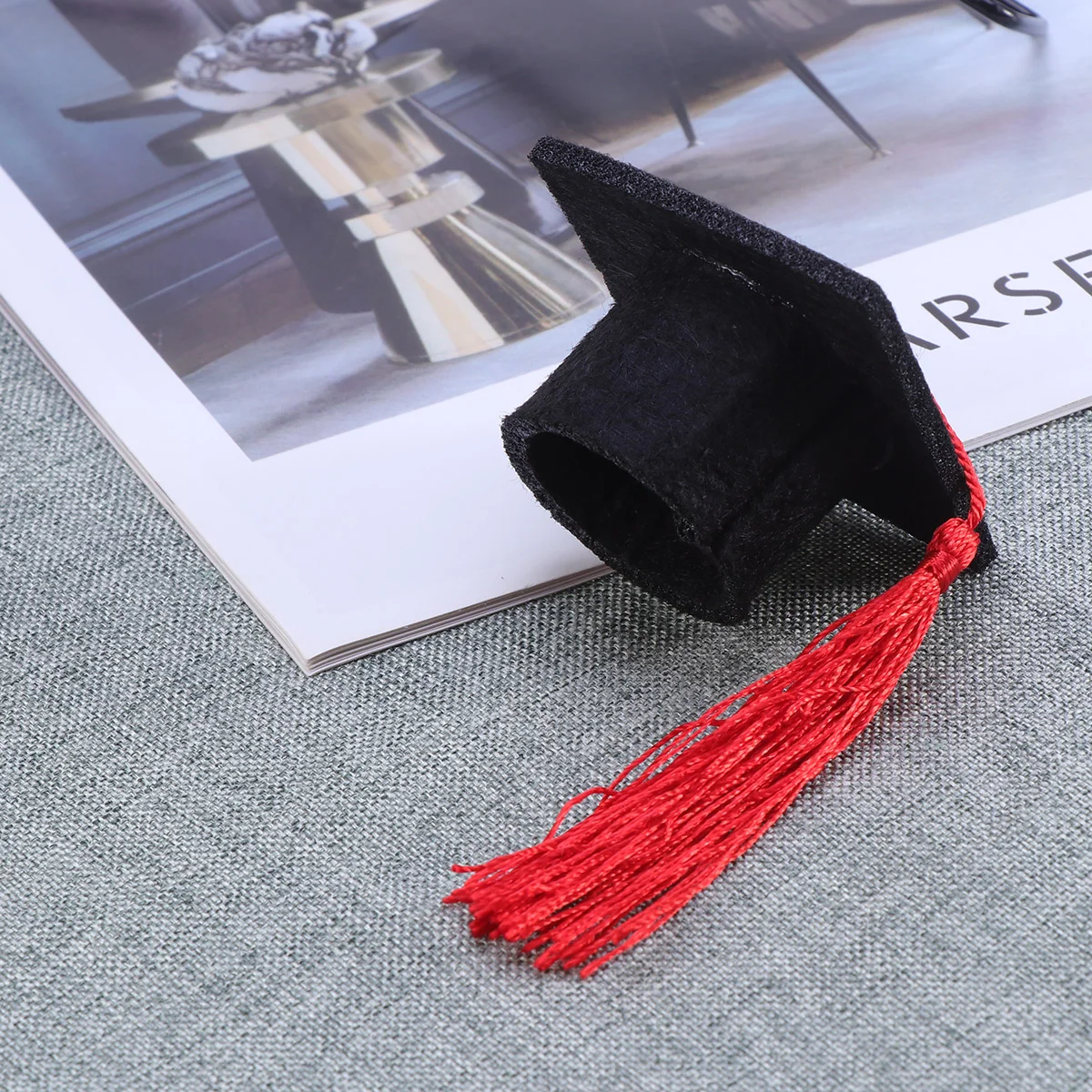 

Bottle Decoration Table Decorations Mini Bottles Doctor's Hat Mini Graduation Cap Cap