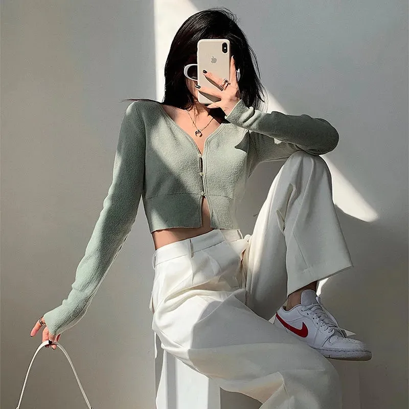 

2022 New Autumn V Neck Button Long Sleeve Sweaters Women Korean Style Thin Single Breasted Cardigans Lady Cropped Tops