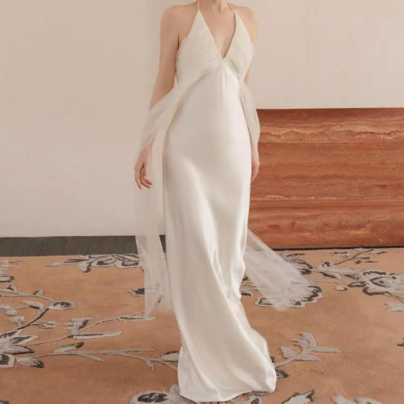 Сексуальные свадебные платья с глубоким v-образным вырезом и открытой спиной