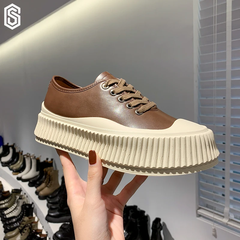 Women ins Thick-soled brown shoes women's 2022 new autumn casual shoes women luxury All-match shoes Ladys fashion Casual