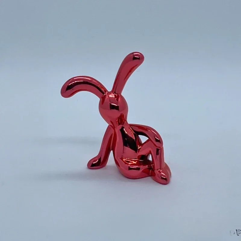 

Пластиковый 3D кролик для декора