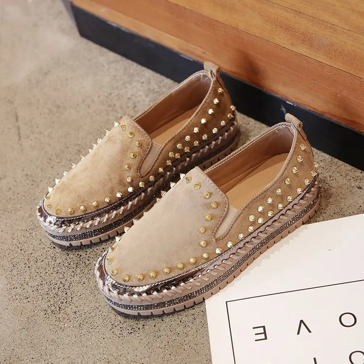 

Women Clogs Platform Korean Shoes Loafers With Fur Round Toe Rivets Studs All-Match Crystal Female Footwear Casual Sneaker Autum