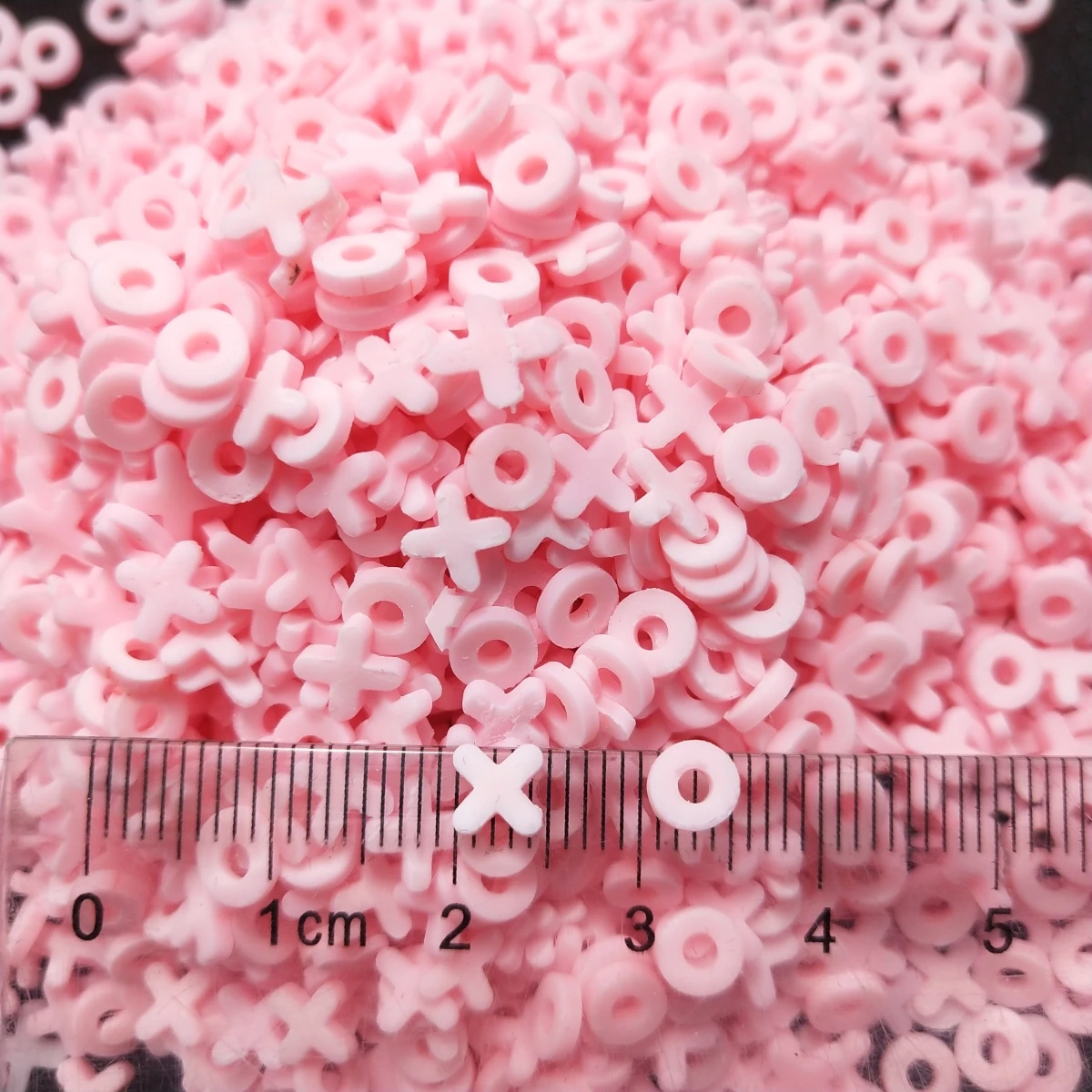 Полимерные пластины с буквами O X 5 мм 50 г/комплект Мягкие керамические частицы