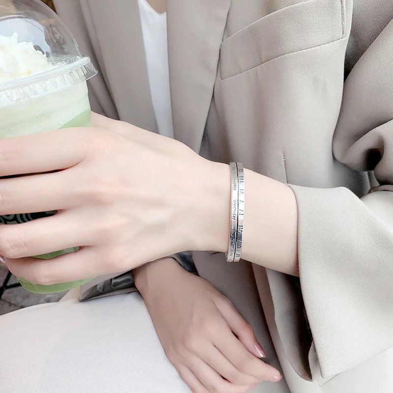 

WEDHOC 925 Sterling Silver Vintage Thai Silver Roman Numerals Unique INS Resizable Bracelet For Women Luxury Jewelry Party Gift