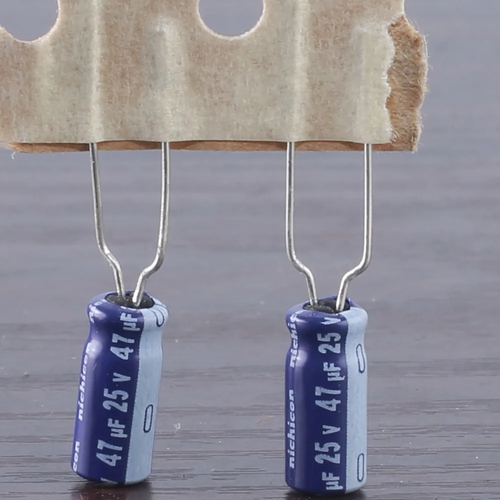 50 × Nichicon VX Series 47UF 25V 5*11mm HiFi аудио электролитические конденсаторы 85 °C