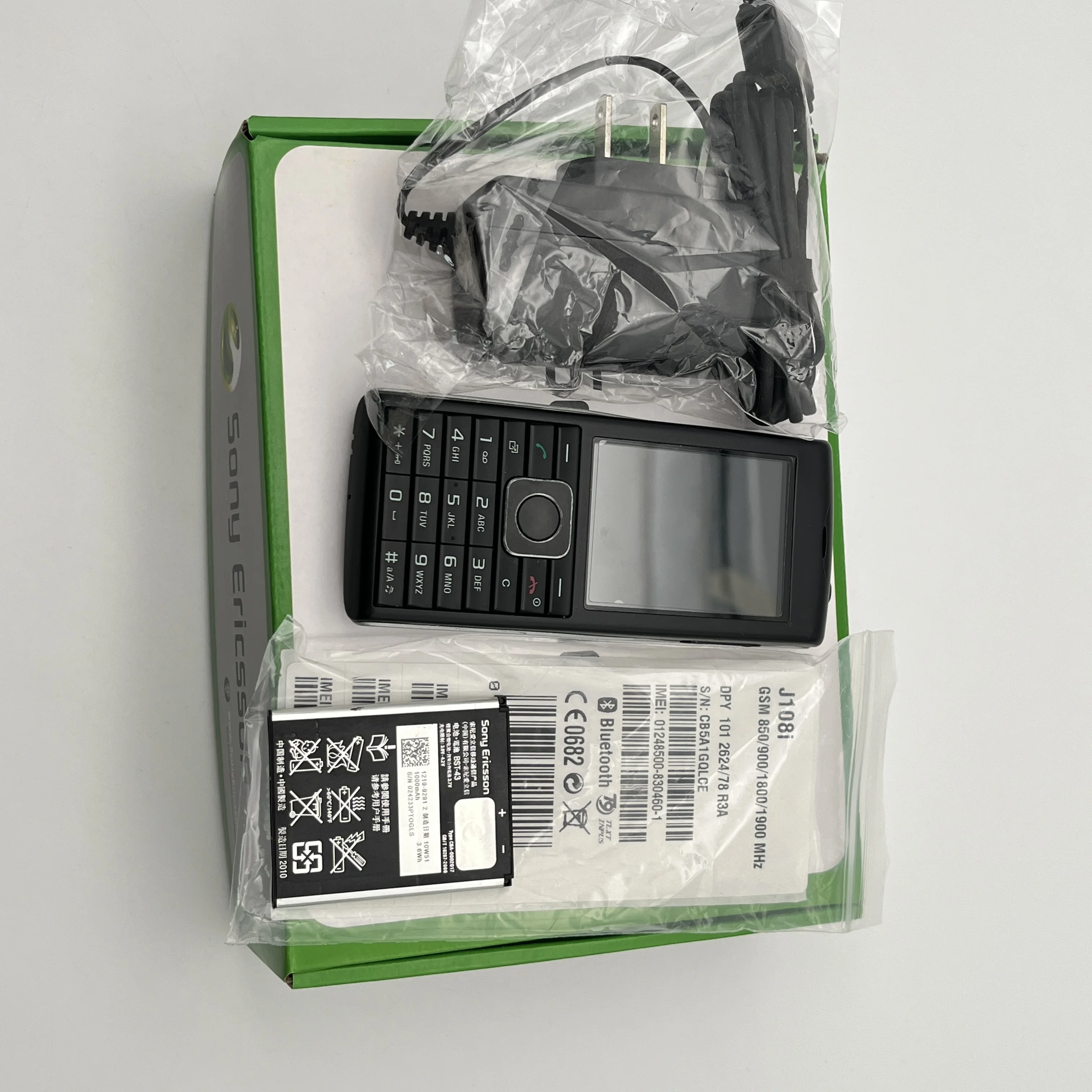 sony ericsson cedar j108 refurbished original 2 4inches 8mp j108i mobile phone cedar greenheart free shipping high quality free global shipping