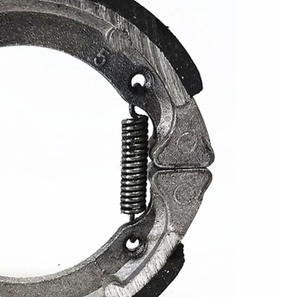 Тормозные колодки для задних колес с пружинной нагрузкой суппорт барабана