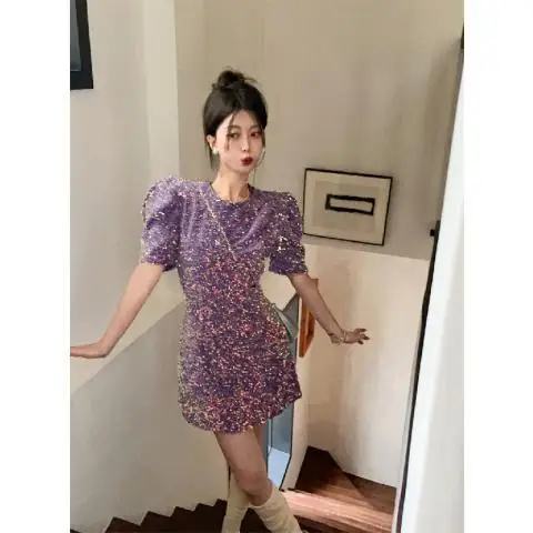 Женское мини-платье с запахом