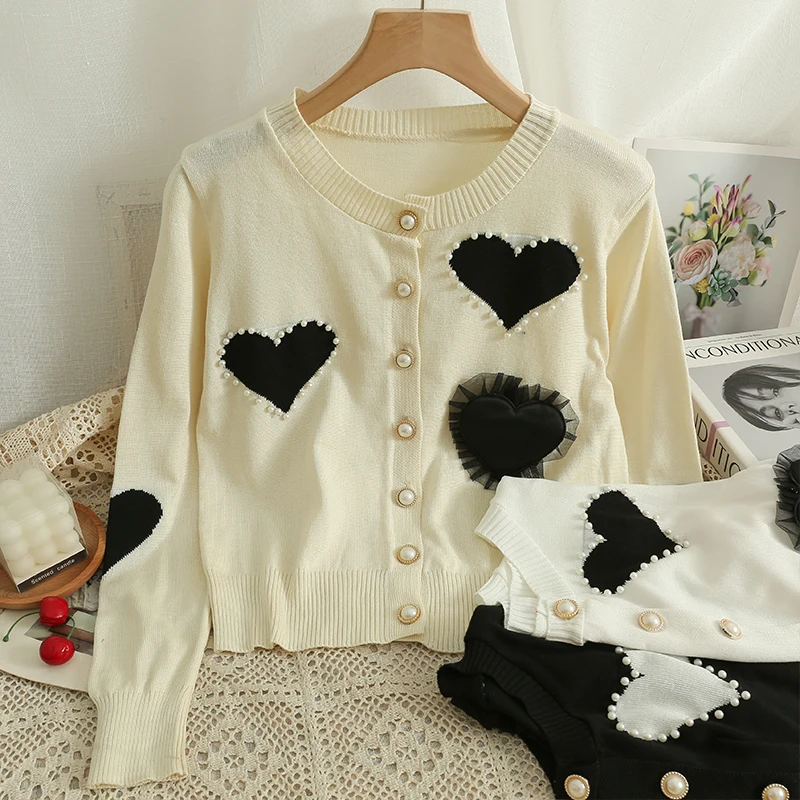 

Sweet Autumn Cardigans For Women Winter Heart Print Single Breasted Long Sleeve O-Neck Femme Sweater Beading Chic Woman Cardigan