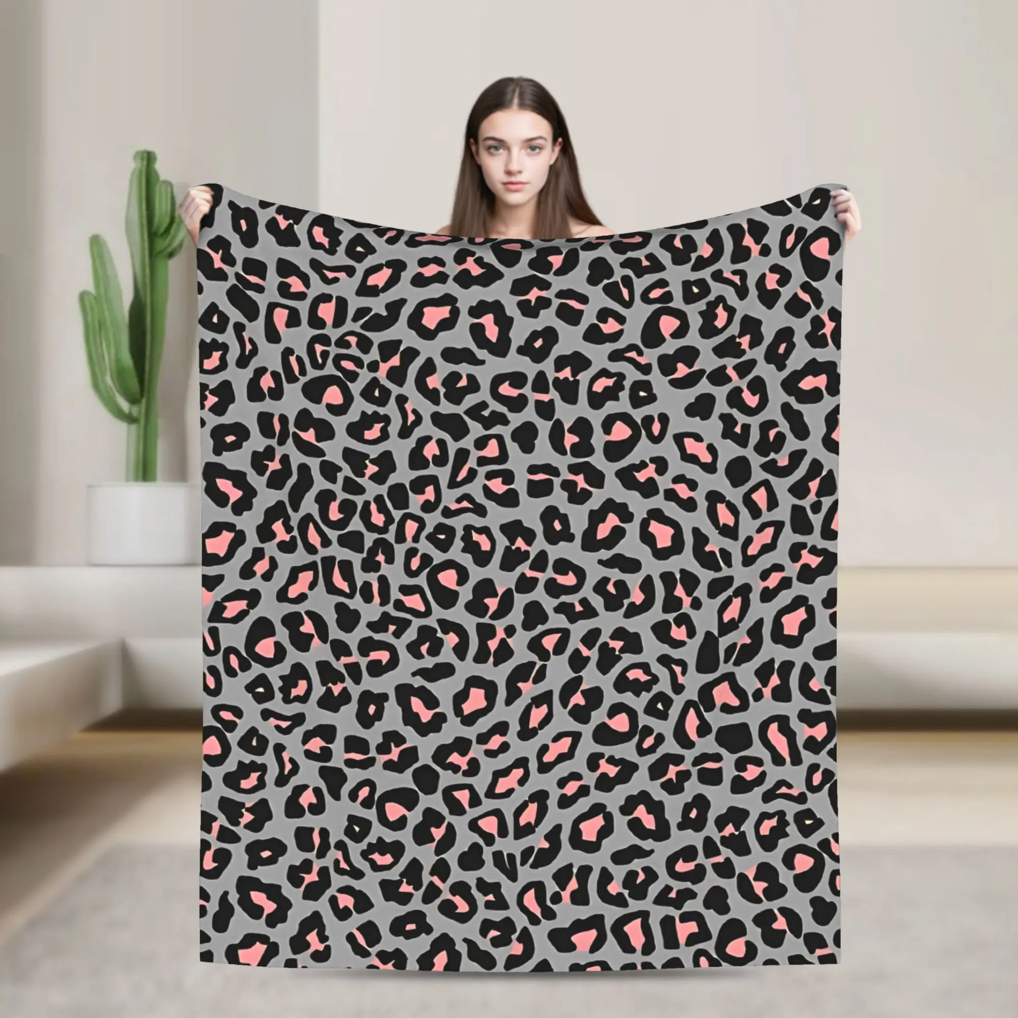Фото Pink and Grey Leopard Print Spots Blanket  Soft Warm Plush Throw Blanket For Home Decor Office Flannel Bedspread Bed Cover №1