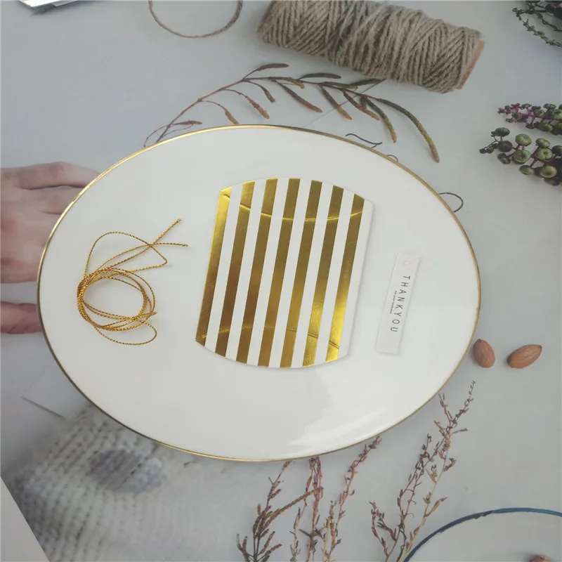 10 шт. подарочные коробки из крафт-бумаги в форме подушки |