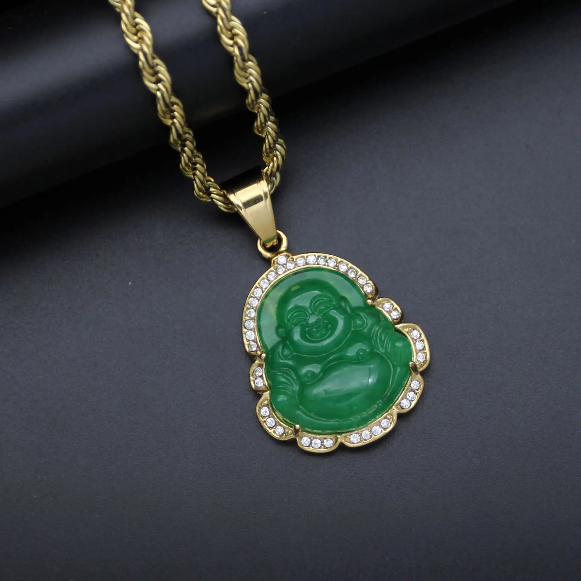 

Green Red Buddhist Guanyin Jade Pendant Necklace Stainless Steel Chain Buddha Neck.for Men Woman Lucky Jewelry