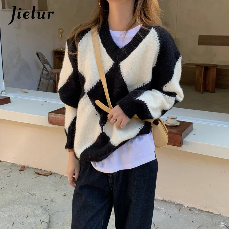 

Jielur Fashion New Harajuku BF Korean V-neck Sweater Women Winter Loose Argyle Spliced Sweaters Female Pullover Black Green Warm