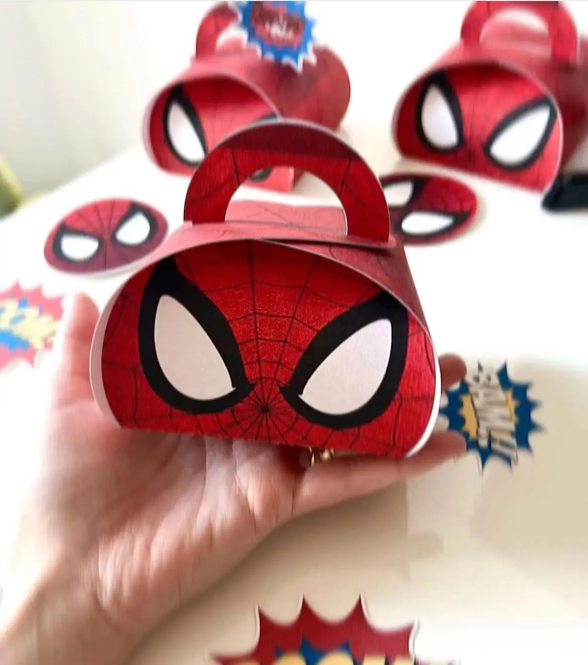 

10pcs/set Super Hero Party Favors Box for Kids Birthday Decor Spiderman Cake Topper Baby Shower Candy Box Small Cake Box Handle