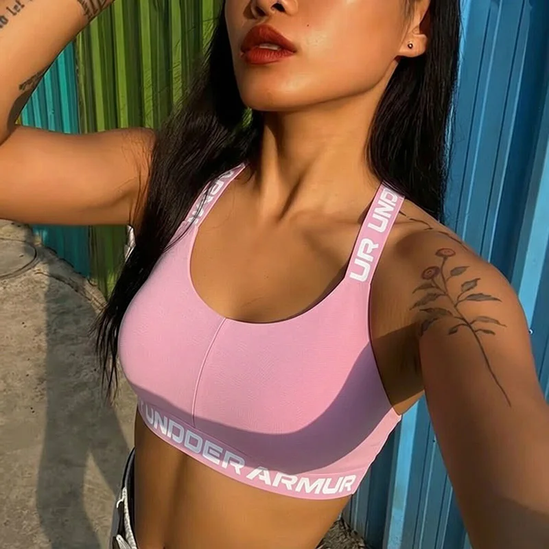 Фото Женский спортивный бюстгальтер Under Armour 2026 New Pink Medium Support с перекрестной спинкой, бесшовный, комфортный, для тренировок в зале, 1380956-697 №3