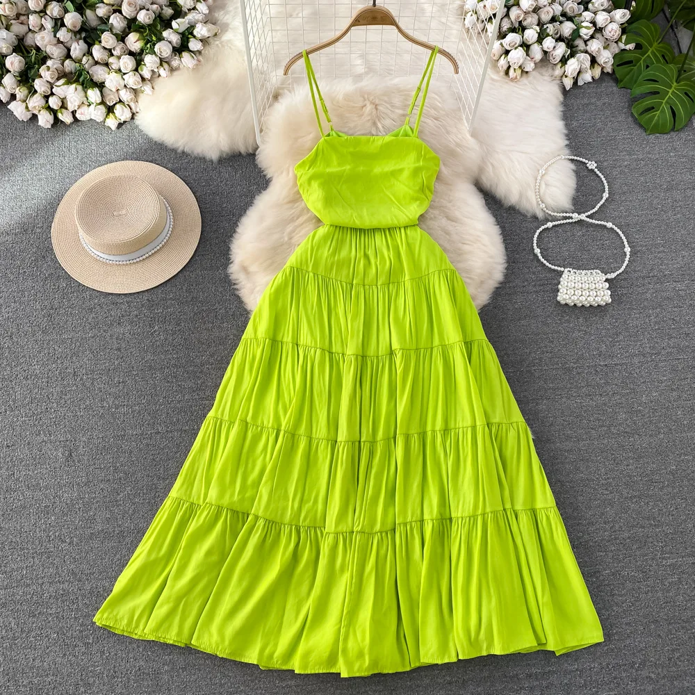 

Vintage Temperament Bustier Halter Dress Waisted Thin A-line Dress Seaside Vacation Big Swing Long Skirt