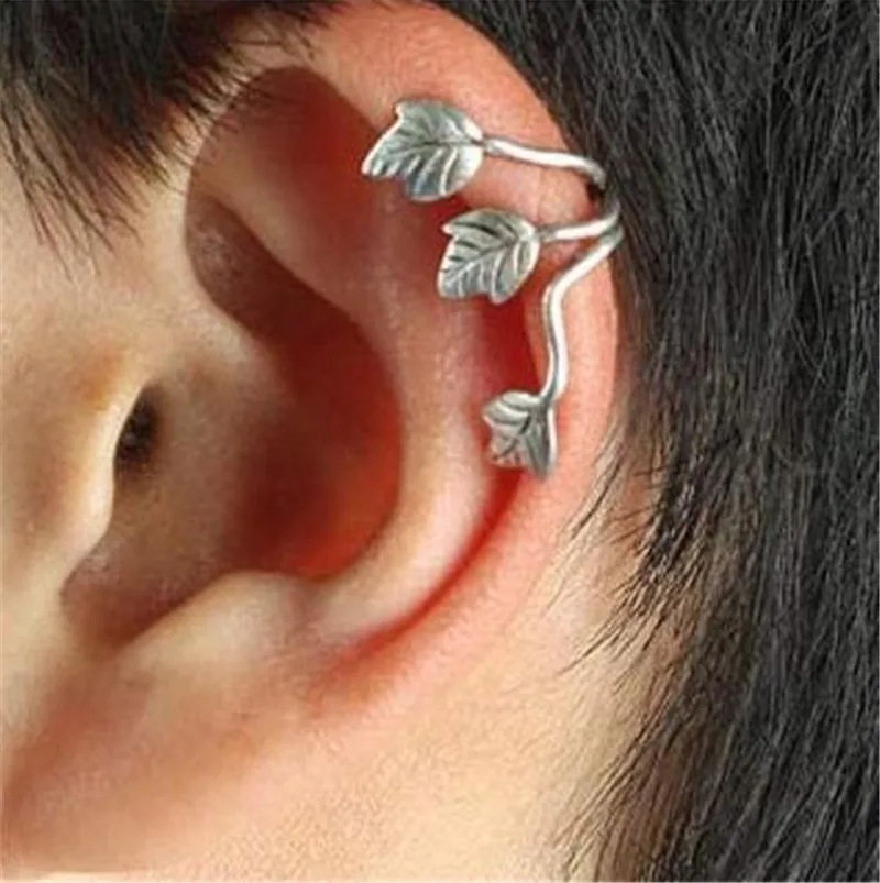 Серьги haidy ear. Сережки без прокалывания. Штучка на ухо. Серьги каффы без прокола. Серьги на ухо каффы.