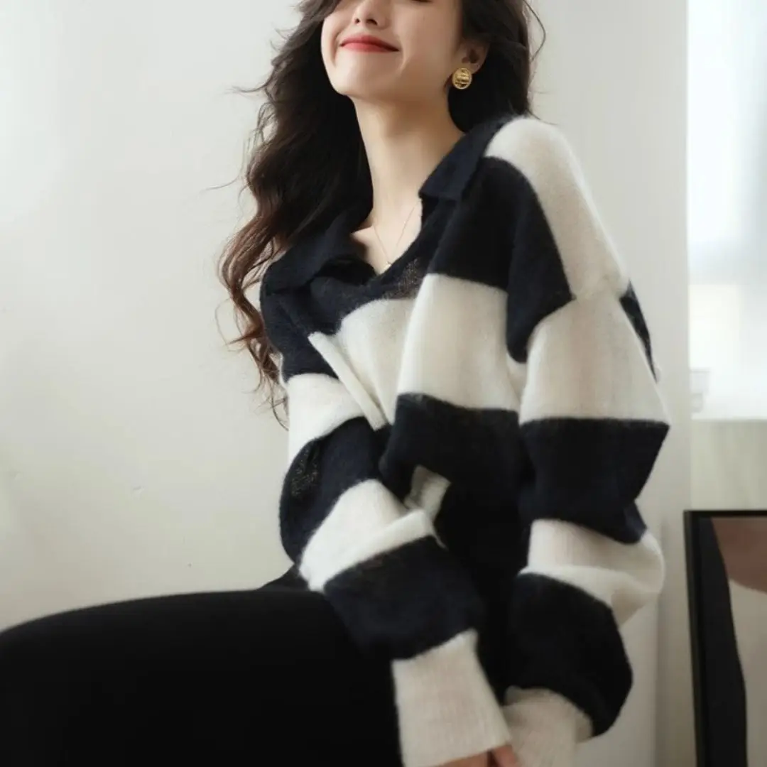 Женский кашемировый свитер с воротником поло