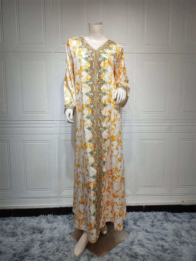 Moroccan Jalabiya Chic Elegant Lace Sequins Tape Trim V Neck Long Sleeve Turkish Dresses Free Shipping Gulf Abayas 2022