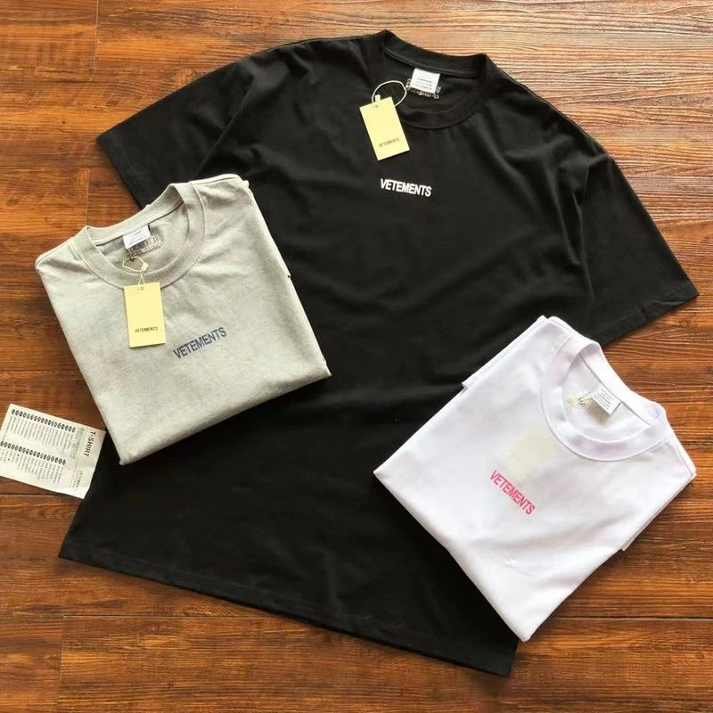 

Oversized Vetements Logo T Shirts Men Woman Loose Cotton Summer VTM Tees