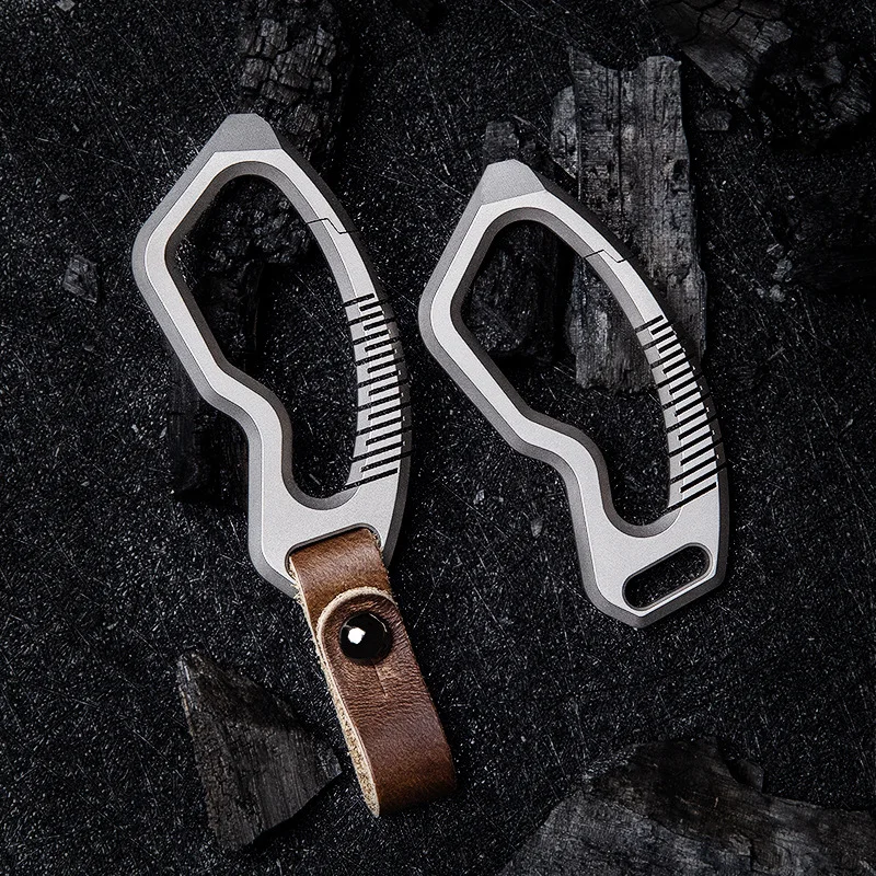 

Titanium Alloy with Crowbar Key Chain Buckles Multifunctional Car Key Cowhide Pendant EDC Tool