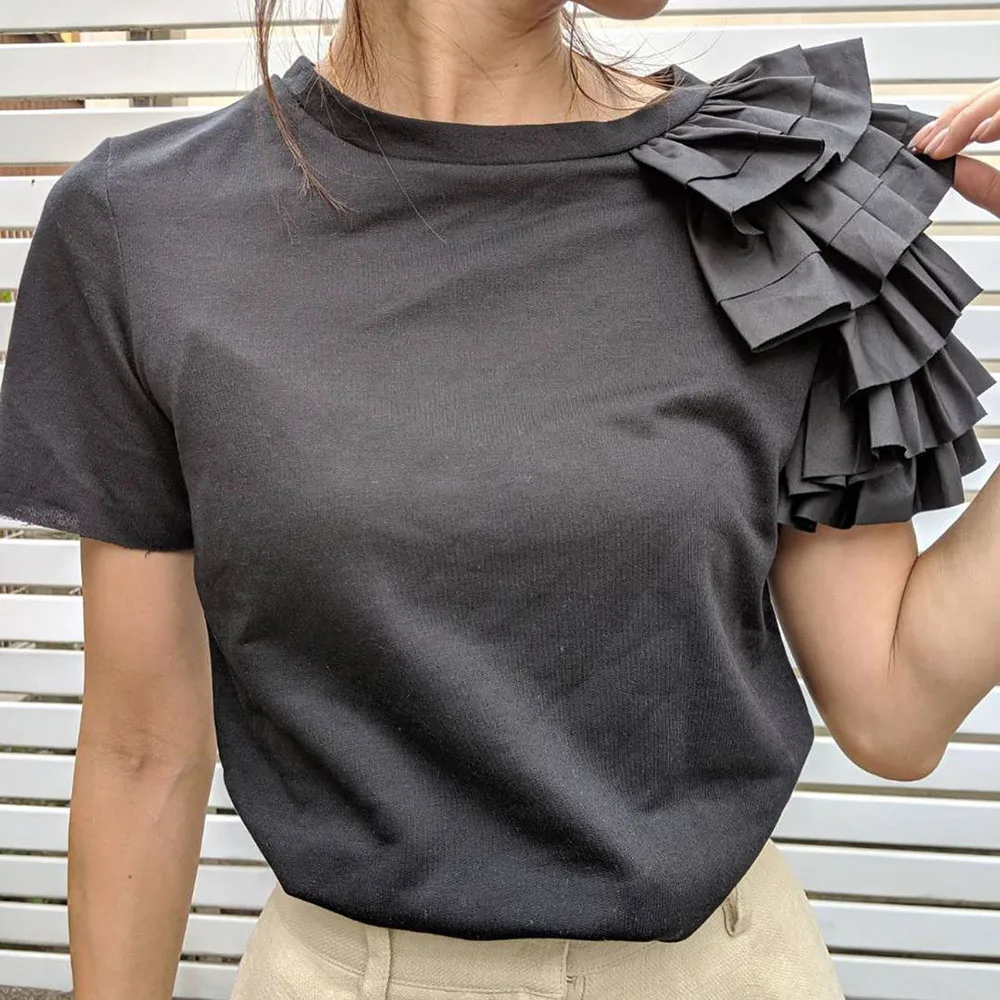 

Black White Ruffles T Shirt Women Korean Japan 2021 Summer Solid Casual Short Sleeve Top Tee New Ladies Indie Tshirt Streetwear