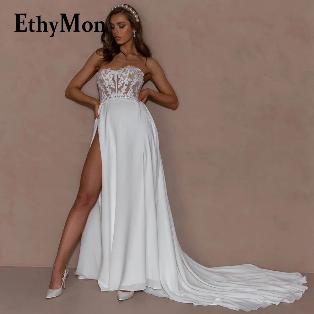 

Женское свадебное платье с открытой спиной и цветочным принтом