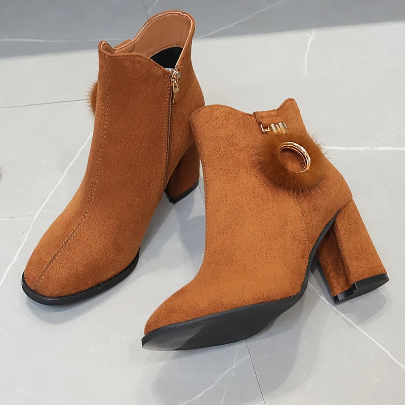 

Women's Short Boots Fashion Solid Color Side Zipper Suede Block Heel Boots Casual Comfortable Booties Autumn Winter Shoes