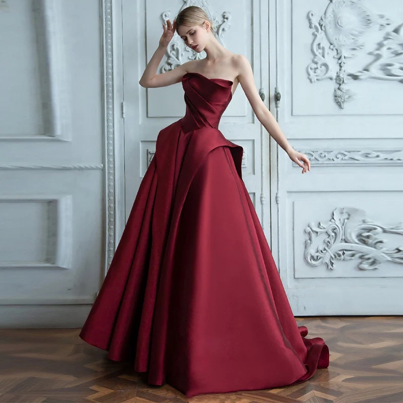 

Wine Red Main Wedding Dress 2022 New Bride Style Satin Bandeau Waistless Strapless Elegant Luxury Host Evening Dress
