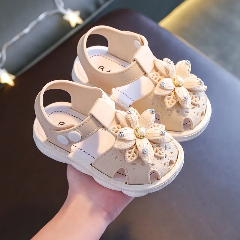 

Sweet Princess Sandals 2022 New Summer Kids Fashion Covered Toes Soft Girl Pink Flower Children Snap Button Flat Casual Non-slip
