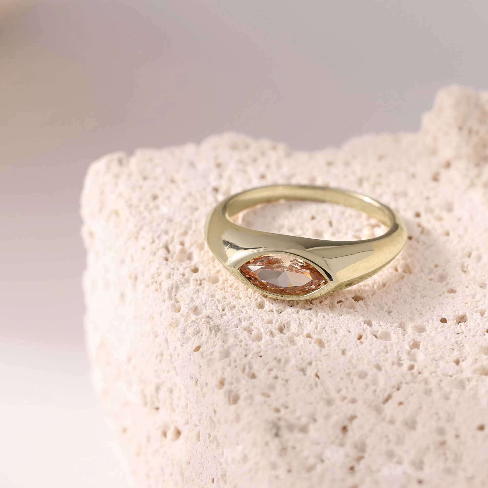 Простое модное кольцо HESHI для женщин цвета шампанского с классическим дизайном