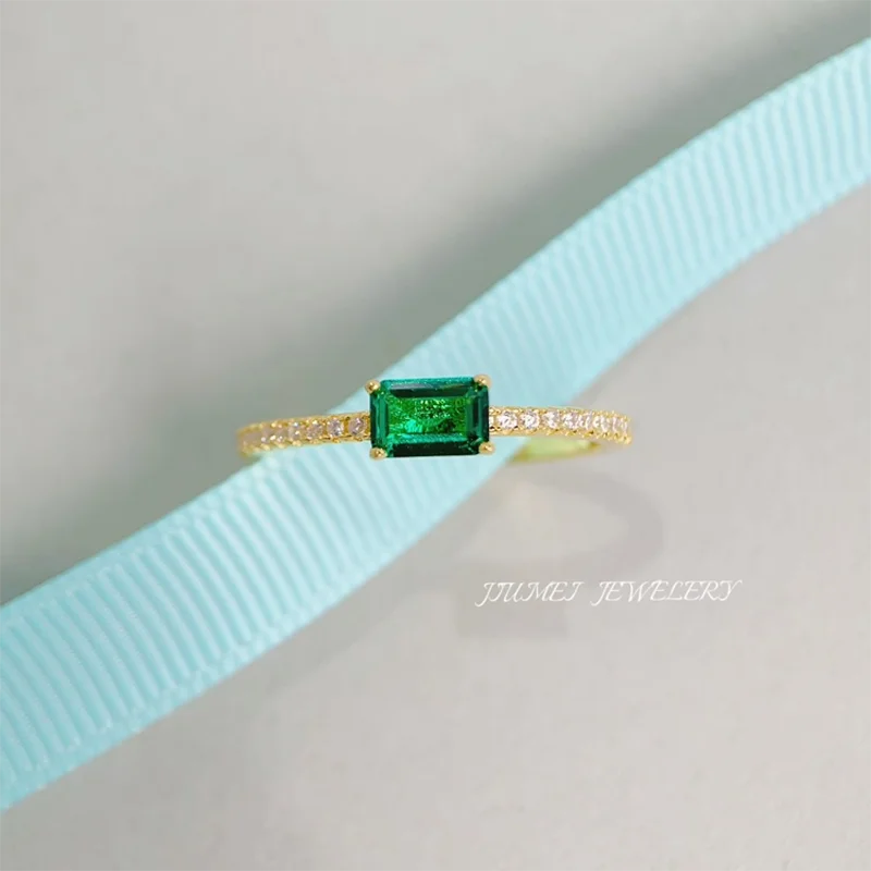 

Fashion Luxury Green 5A Cubic Zircon Emerald Cut Solitaire ZC Ring 18k Gold Jewelry Certificate Rings Colorful Proposal Wedding