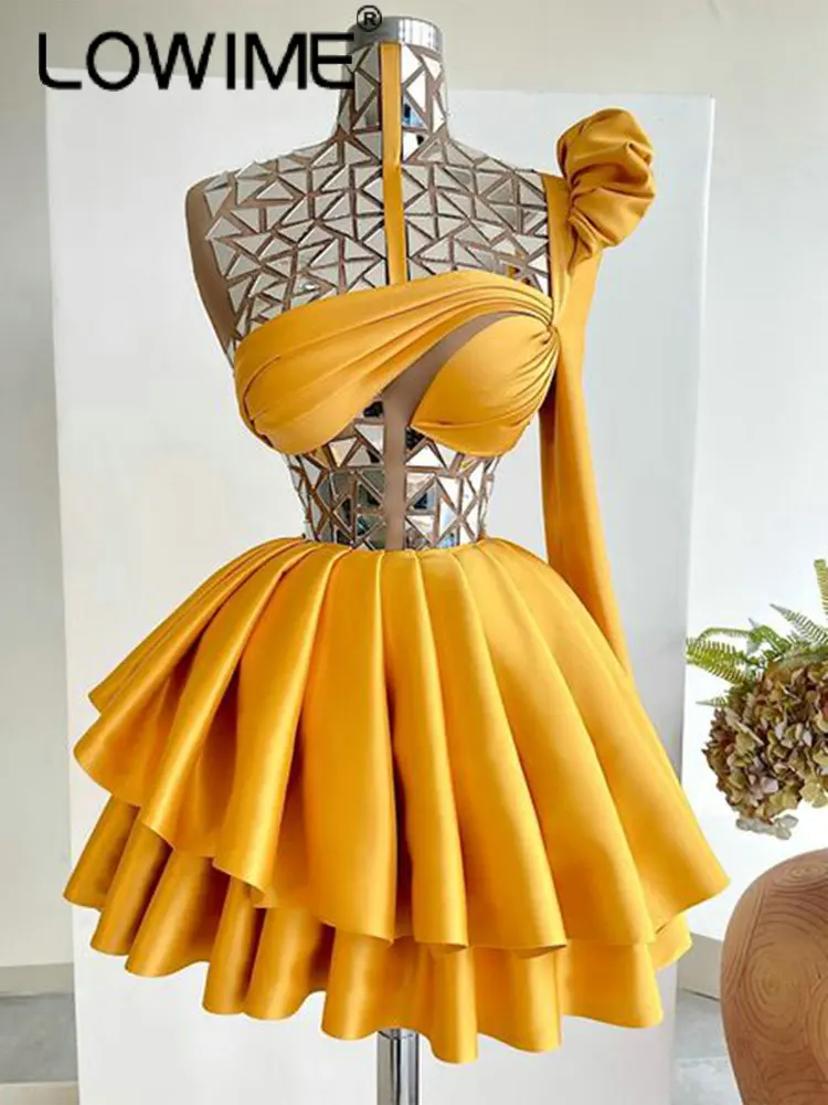 

Gold Sparkly Single Long Sleeve High Neck Short Prom Dresses Crystals Satin Brithday African Women Party Cocktail Gowns 2022