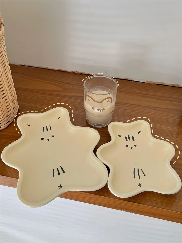 

kawaii Japanese Cream Bear Cute Three-dimensional Shaped Plate Ceramic Plate Dessert Breakfast Plate Tableware