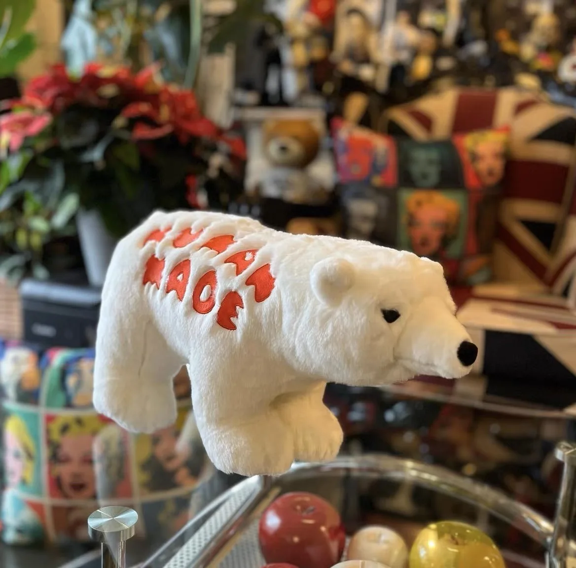 

Polar bear plush doll doll plush pillow day tide