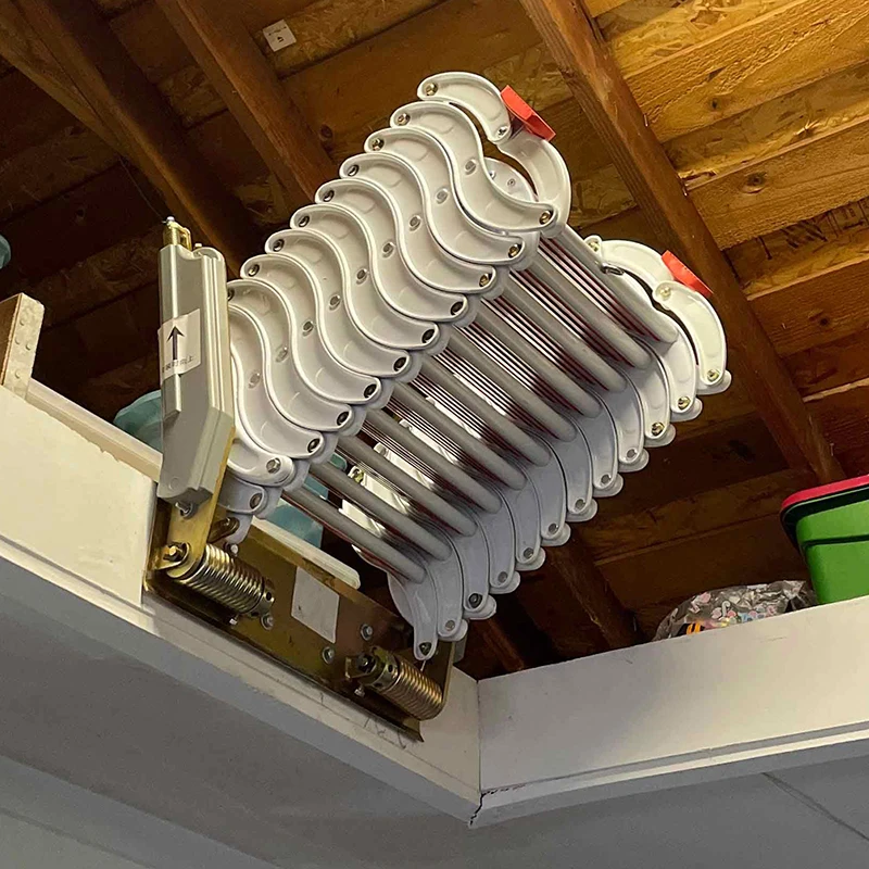 

Телескопическая алюминиевая чердачная лестница 1-3 м