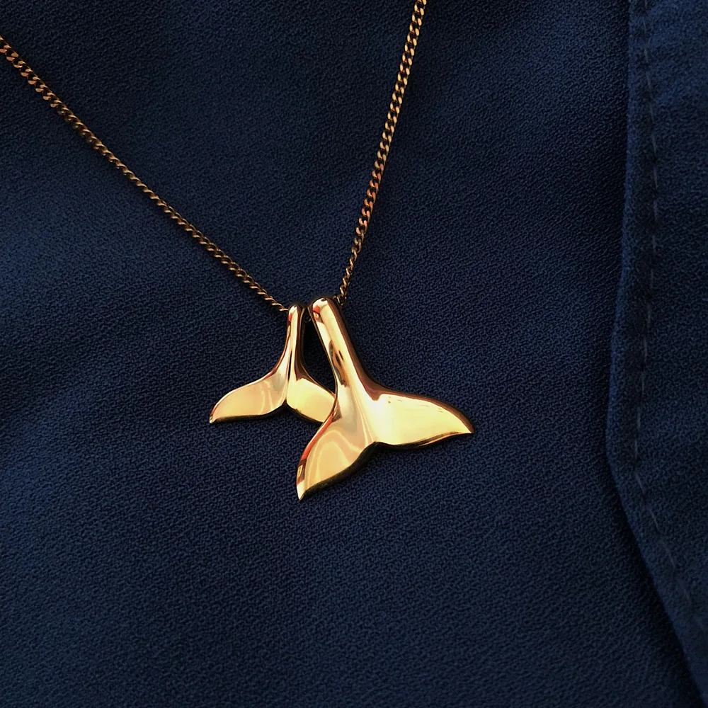 

Temperament Simple Double Fish Tail Animal Necklace Creative Design Gold Sliver Color Pendant Necklace For Women Elegant Jewelry